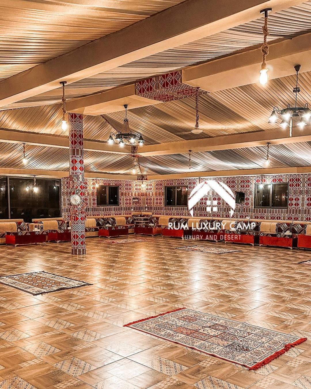 Rum Luxury Camp Wadi Rum Esterno foto