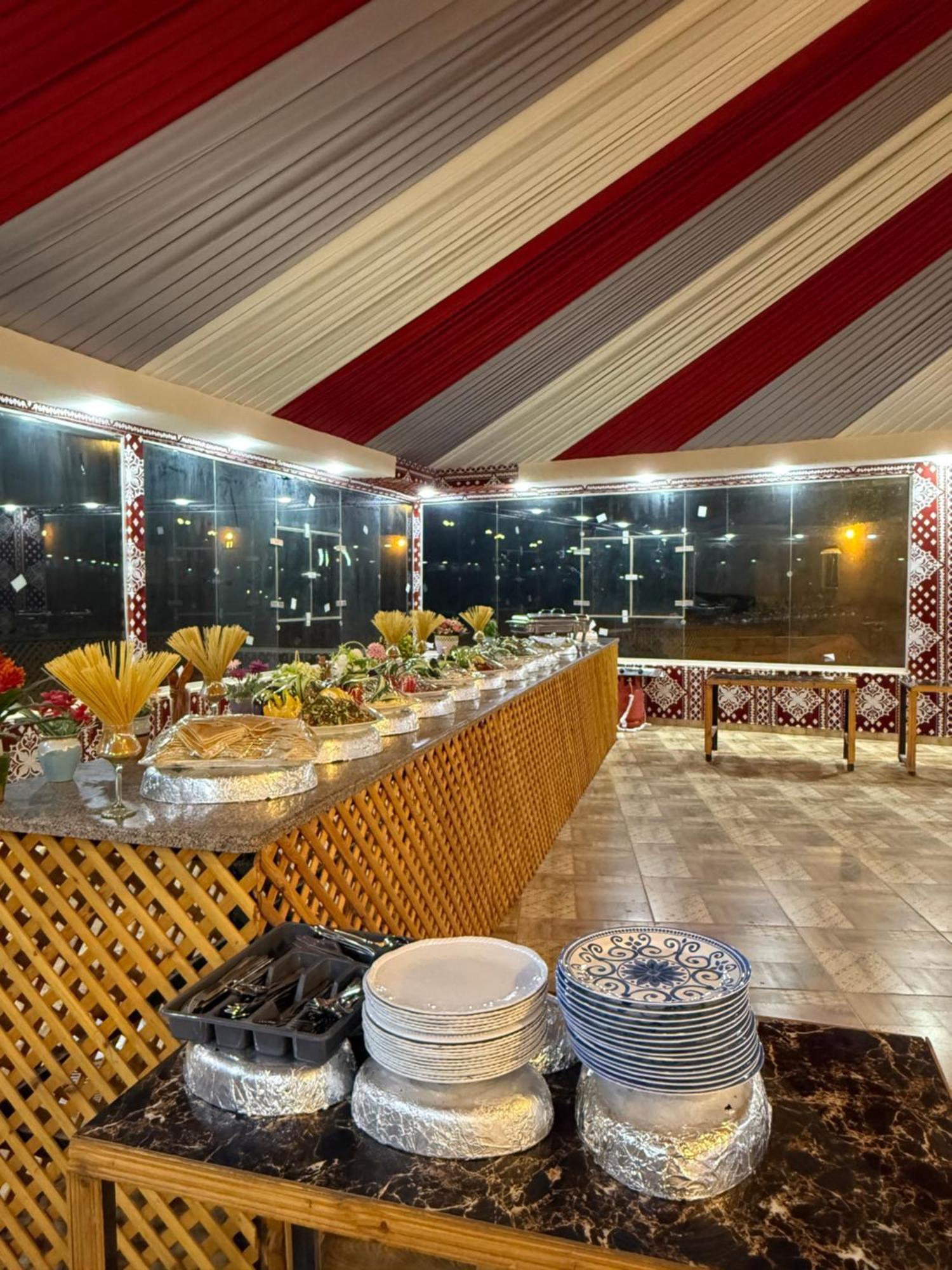 Rum Luxury Camp Wadi Rum Esterno foto