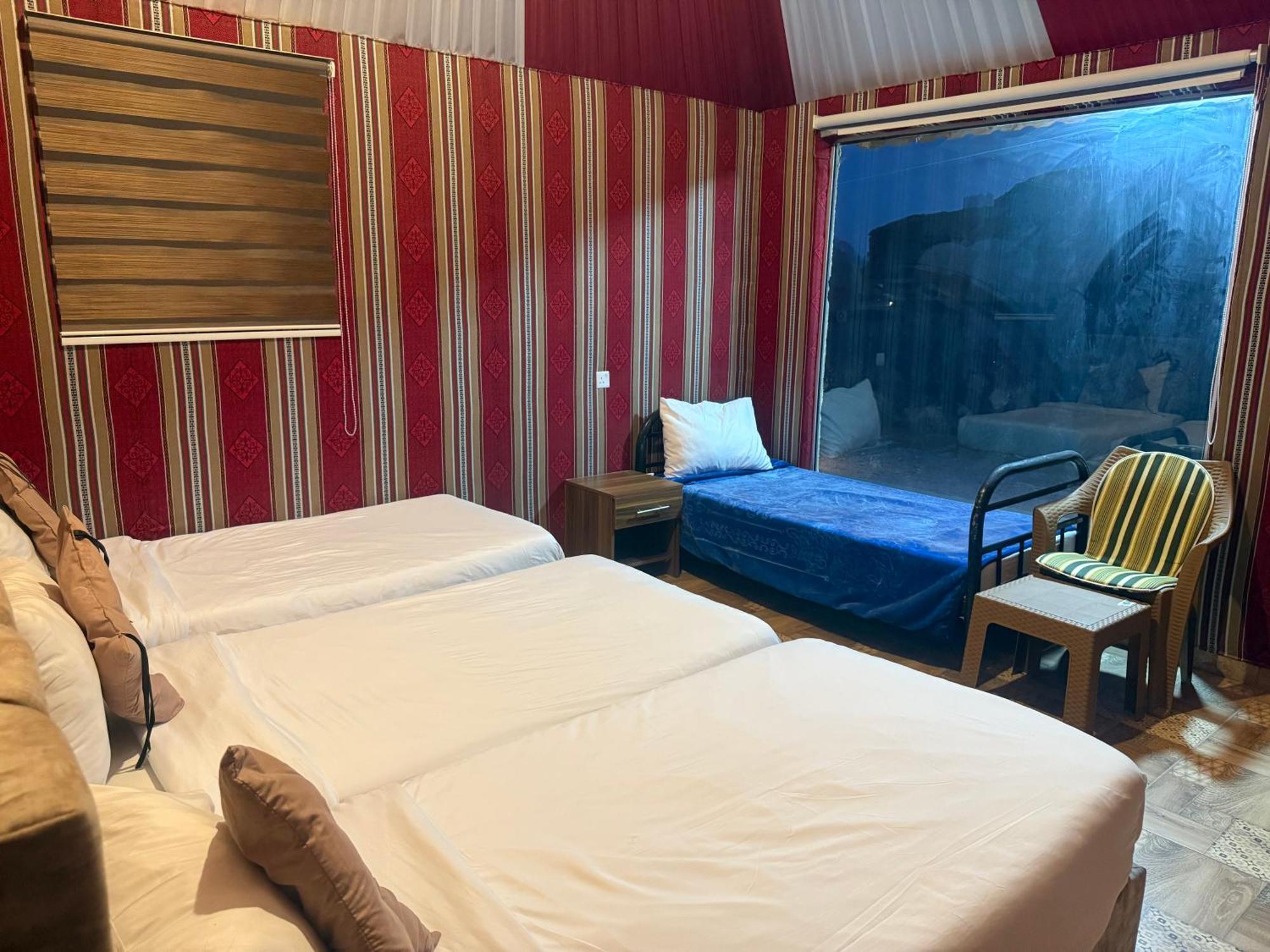 Rum Luxury Camp Wadi Rum Esterno foto