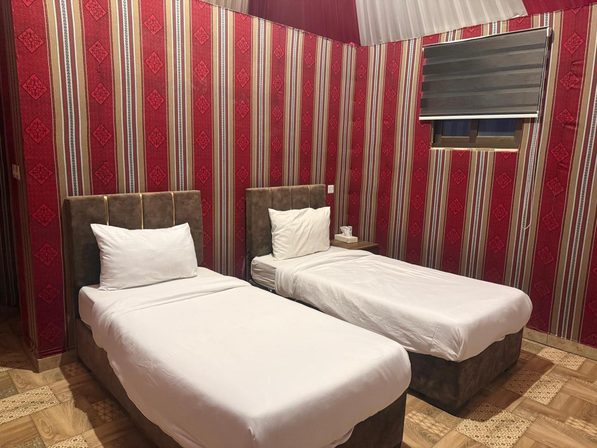 Rum Luxury Camp Wadi Rum Esterno foto